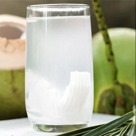 Hình ảnh Nước Dừa Xiêm nước ngọt ly lớn