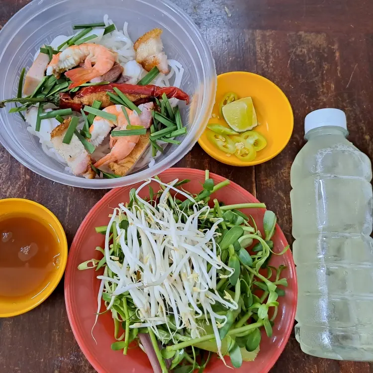 Hình ảnh bún mắm đặc biệt + 1 chai nha đam