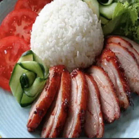 Hình ảnh Cơm trắng thịt heo xá xíu