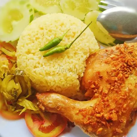 Hình ảnh Cơm đùi gà góc tư