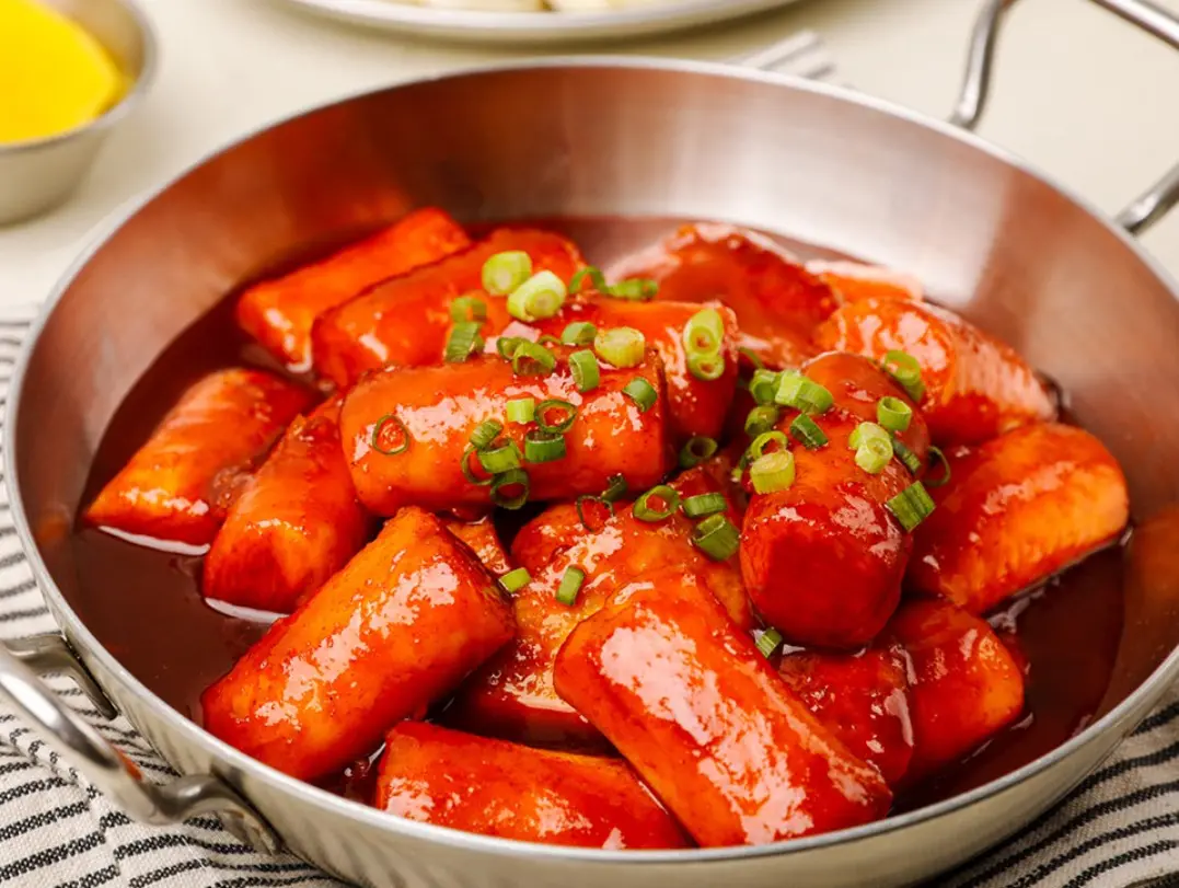 Hình ảnh Tokbokki Phô Mai Hải Sản Sốt Hàn Quốc