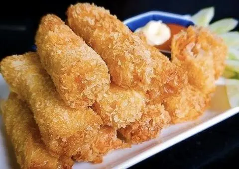 Hình ảnh Chả Giò Hải Sản Trứng Muối