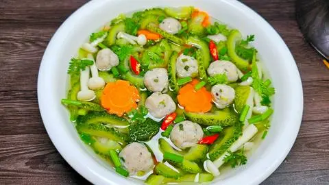 Hình ảnh Canh khổ qua thác lác