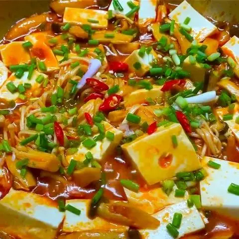 Hình ảnh Cơm Nấm Um Đậu Hủ Tươi