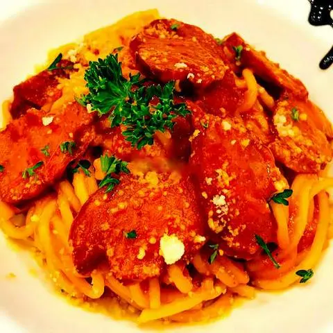 Hình ảnh Spaghetti spicy tomato sausage