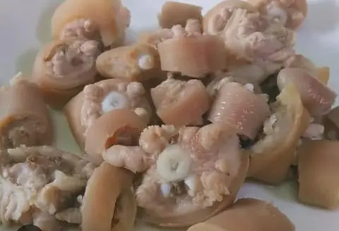 Hình ảnh Thêm đuôi heo 