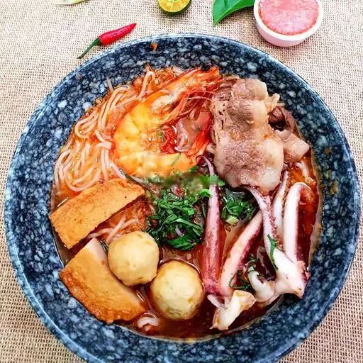 Hình ảnh Bún thái nhỏ sứa