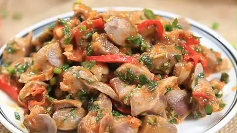 Hình ảnh cơm+mề gà kho sả ớt