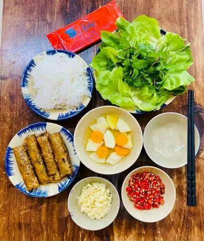 Hình ảnh Bún nem Hà Nội