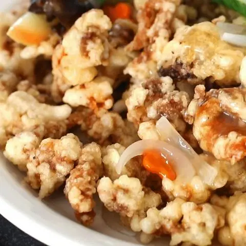 Hình ảnh Thịt heo chiên sốt chua ngọt