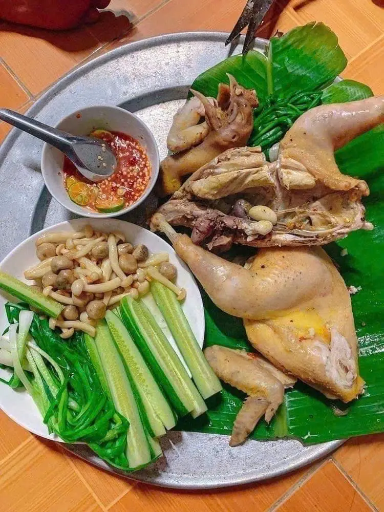 Hình ảnh gà chặt góc tư cánh 