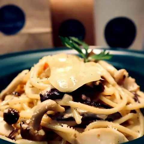 Hình ảnh Spaghetti creamy mushroom