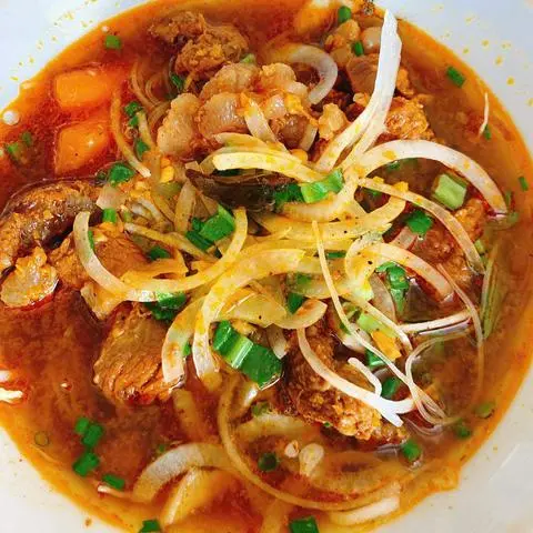 Hình ảnh Bánh mì bò kho