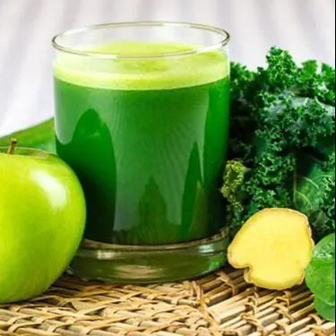 Hình ảnh Nước ép xanh(cần tây, cải cale, táo, gừng)
