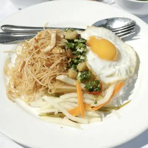 Hình ảnh Cơm Bì Trứng