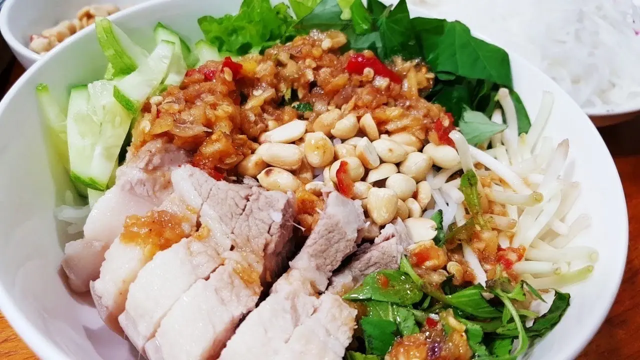 Hình ảnh Bún Mắm Nêm Thịt Luộc