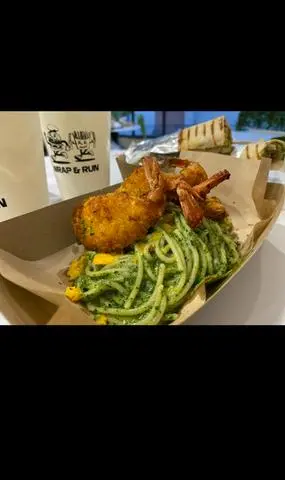 Hình ảnh Mỳ Ý sốt pesto - tôm chiên xù