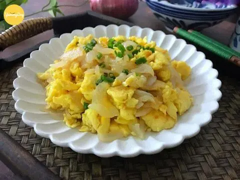 Hình ảnh Trứng chiên hành tây