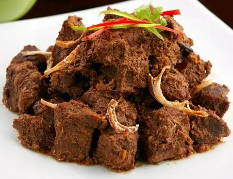 Hình ảnh beef rendang 