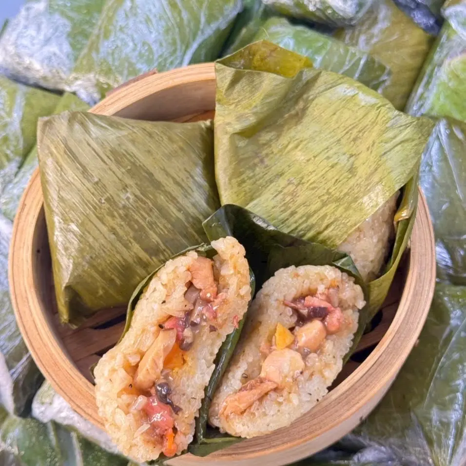 Hình ảnh Xôi lá chuối ngũ vị 