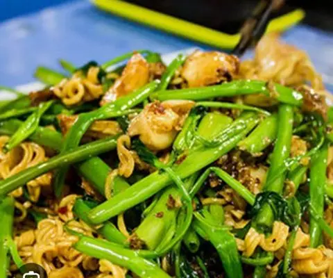 Hình ảnh Sò dẹo xào mì
