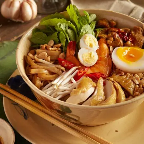 Hình ảnh Mì quảng trộn thập cẩm