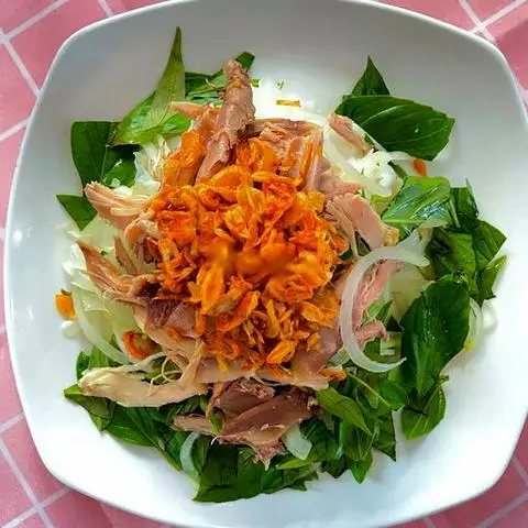 Hình ảnh Bánh Ướt Thịt Gà Xé Đà Lạt