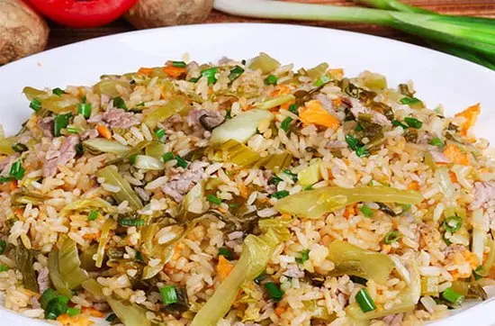 Hình ảnh CƠM CHIÊN BÒ DƯA