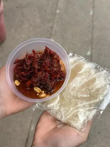 Hình ảnh Bánh tráng chấm sốt tắc