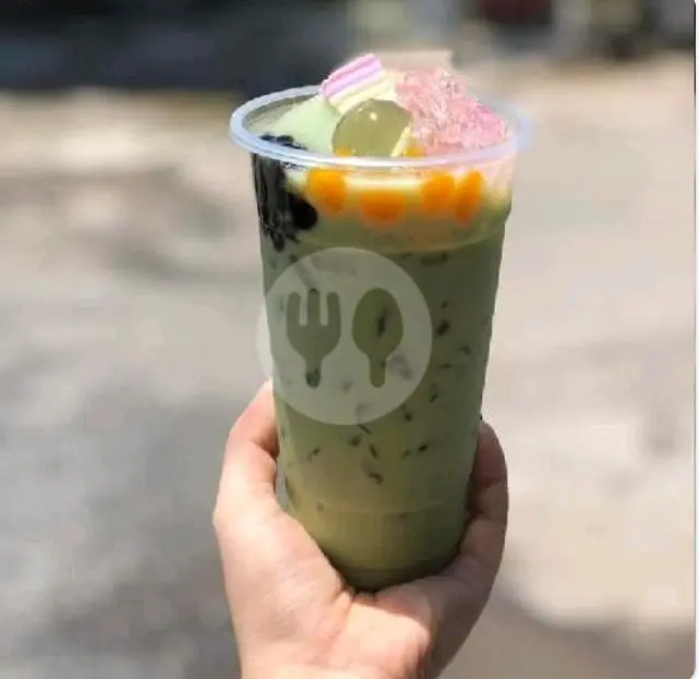 Hình ảnh Trà Sữa Thái Xanh full Topping (Size L)