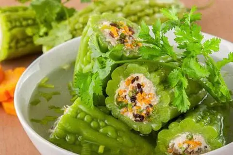 Hình ảnh Canh khổ qua chay