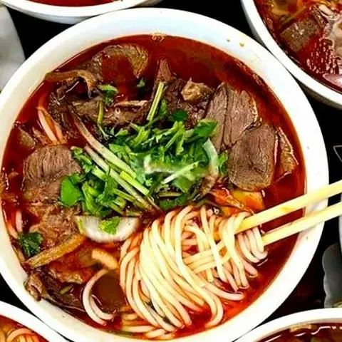 Hình ảnh Bún Bò Tái