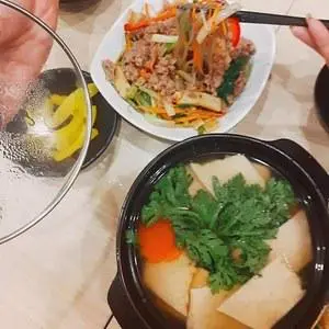Hình ảnh Soup chả cá Hàn Quốc