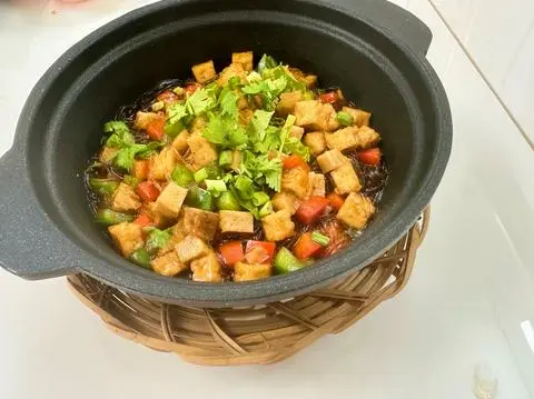 Hình ảnh nấm rơm kho tiêu