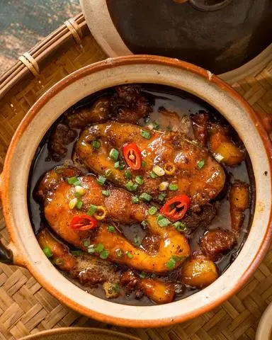 Hình ảnh cơm cá hú kho gừng