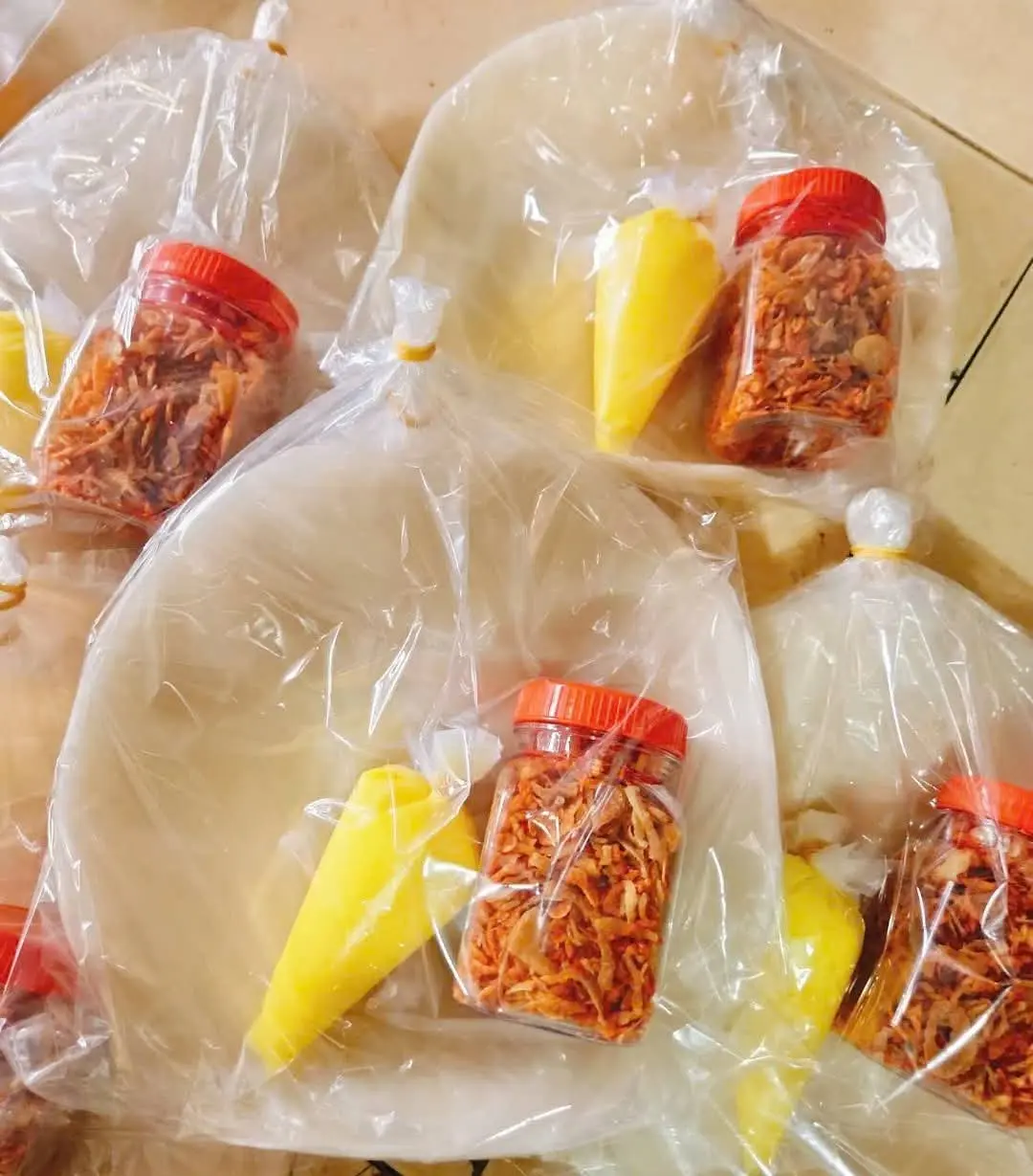 Hình ảnh Combo bánh phơi sương mini ( hũ hành trộn 100gram, bơ tam giác)