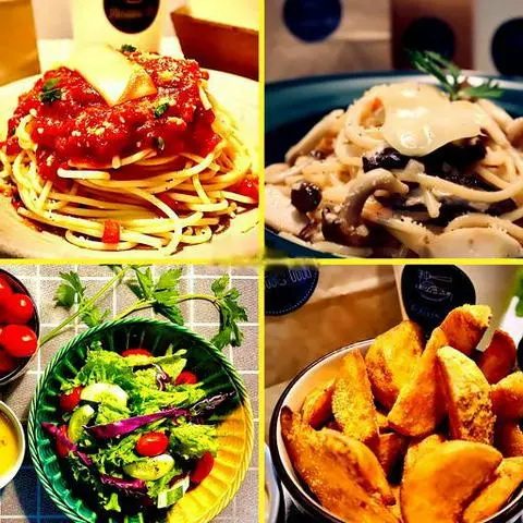 Hình ảnh Vegeterian Combo : Spaghetti Tomato - Spaghetti Creamy Mushroom - Potato Wegdes - Garden Salad