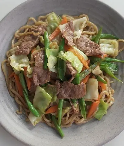Hình ảnh MÌ SOBA xào thịt bò rau củ