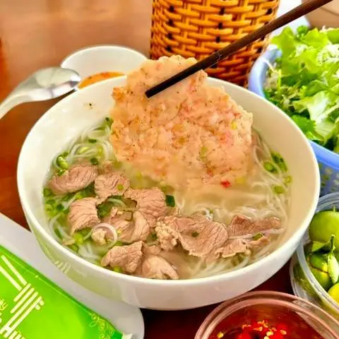 Hình ảnh Bún quậy tôm - bò