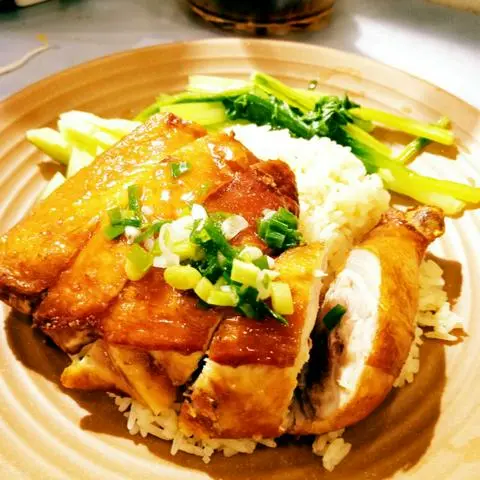 Hình ảnh Cơm Dừa Gà Quay Góc Tư 