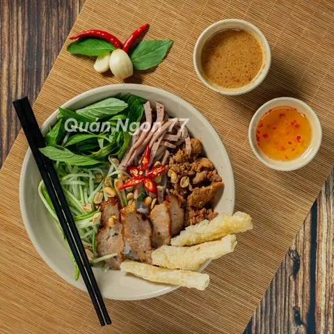 Hình ảnh Bún thịt nướng ĐẶC BIỆT