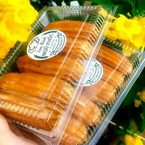Hình ảnh Set 2 hộp Bánh Su Kem Ngũ phúc