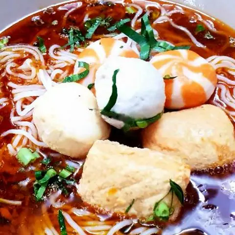 Hình ảnh Bún thái viên thả lẩu - mực