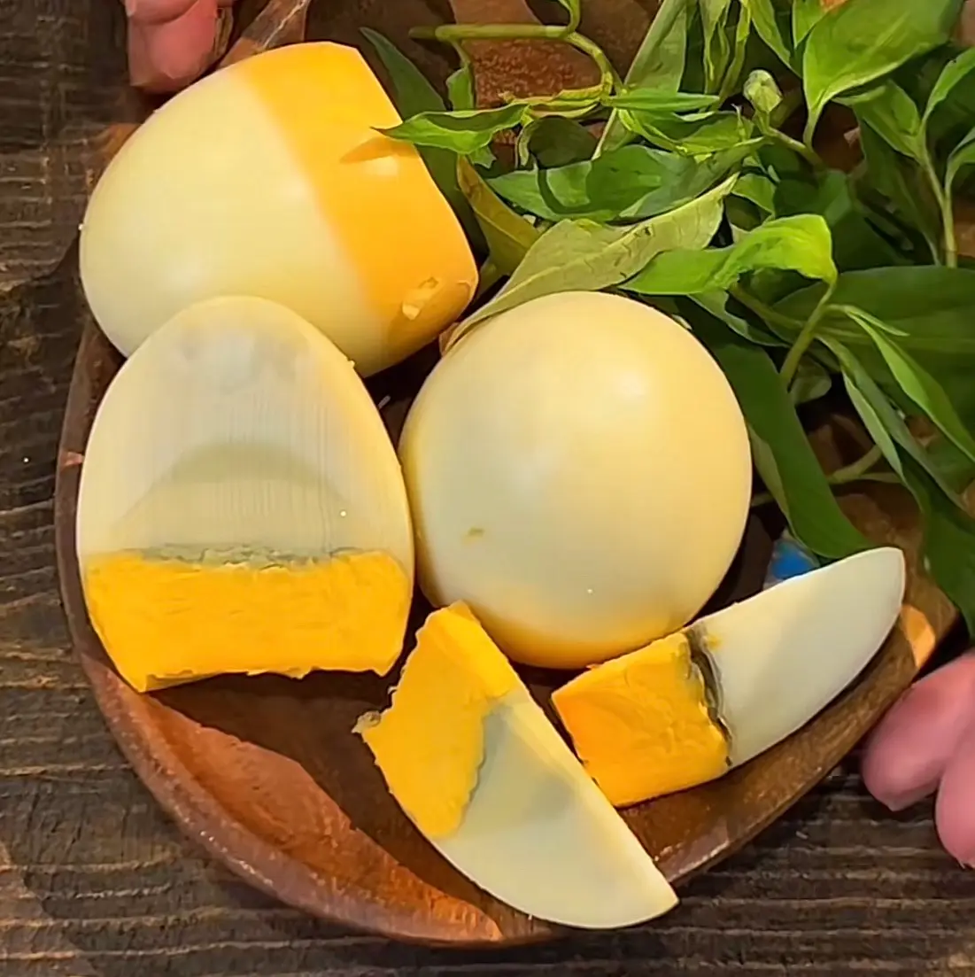 Hình ảnh Trứng gà vữa đặc (1 trứng) 
