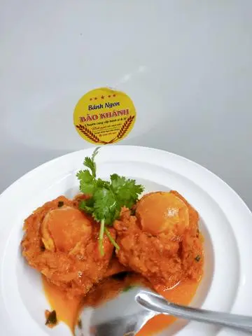 Hình ảnh bánh mỳ xíu mại trứng muối 35k siu ngon
