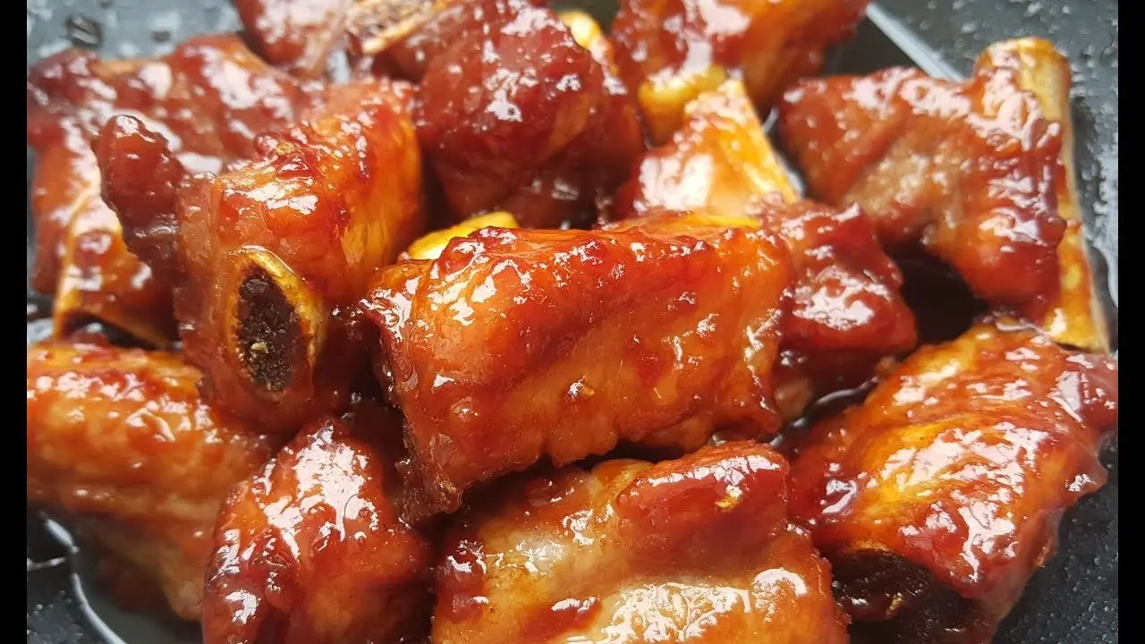 Hình ảnh Cơm sườn non ram