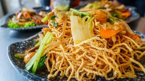 Hình ảnh Thêm Mì Giòn 