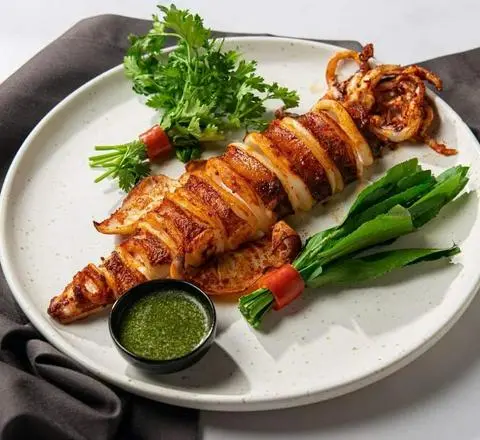 Hình ảnh mực ống hấp hành gừng