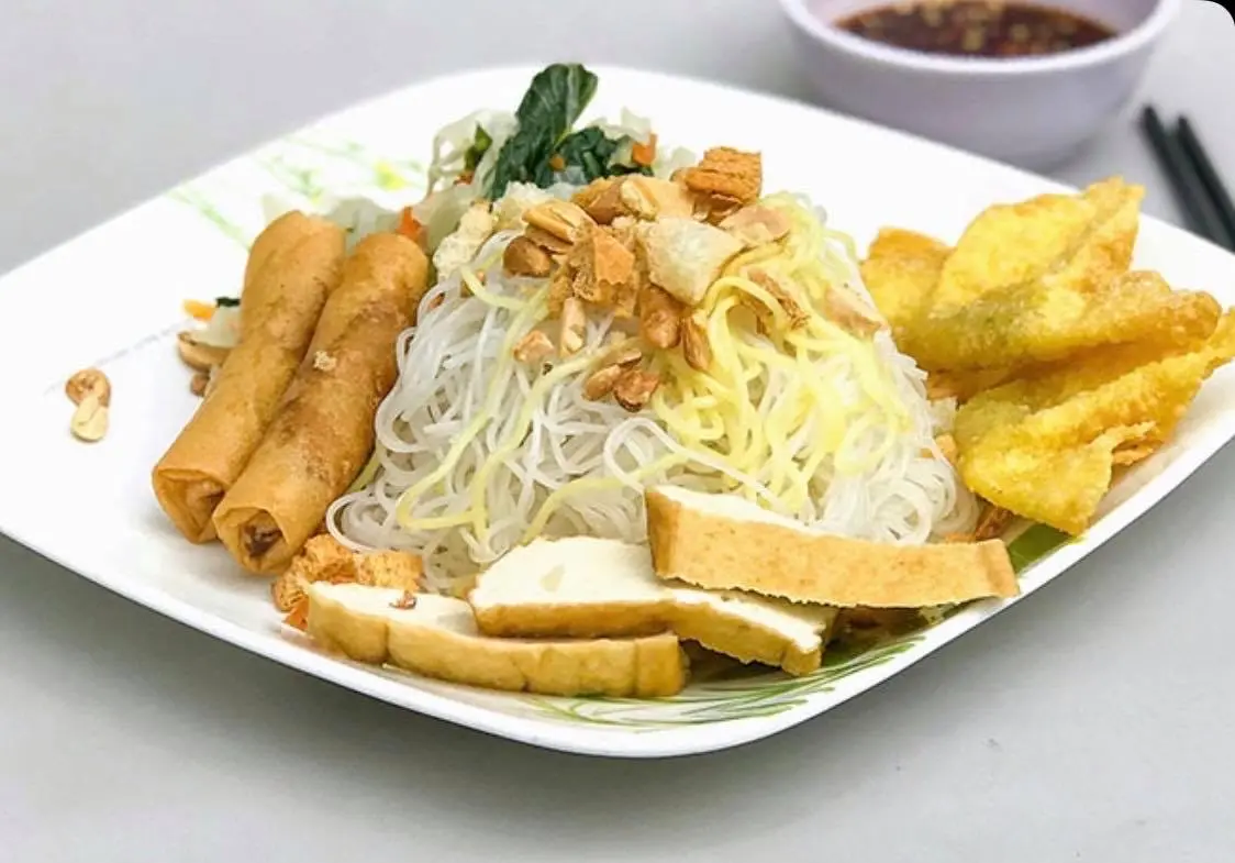 Hình ảnh Bún xào chay