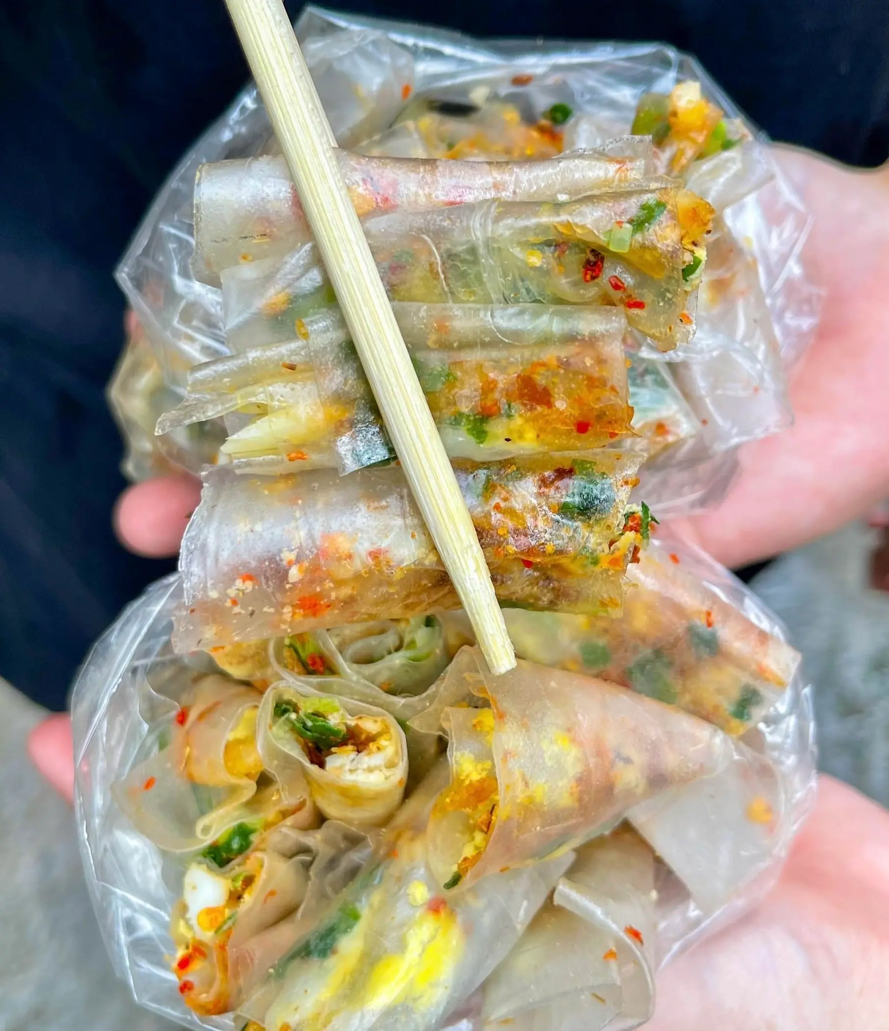 Hình ảnh Bánh Phơi Sương Cuốn Mỡ Hành Sa Tế